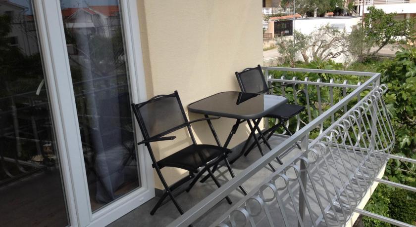 Apartment Udovicic Vodice Zimmer foto