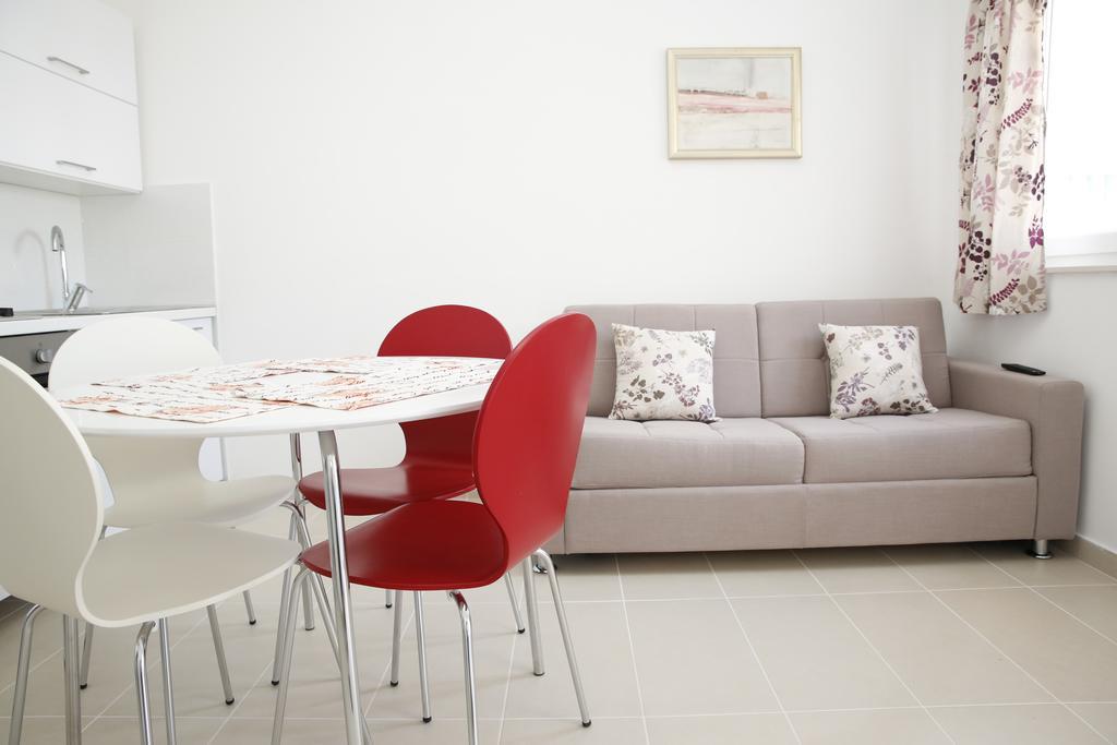 Apartment Udovicic Vodice Zimmer foto