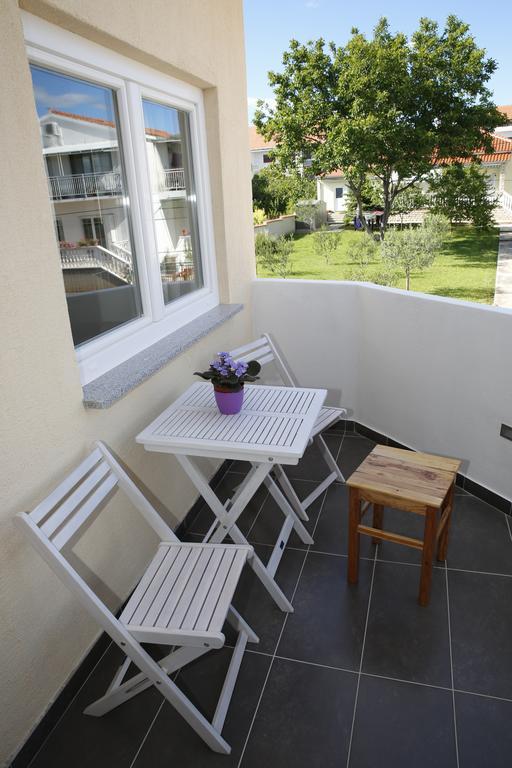 Apartment Udovicic Vodice Zimmer foto