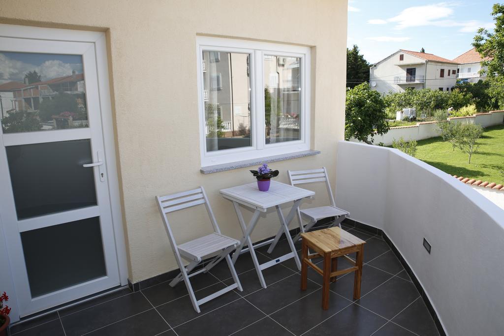Apartment Udovicic Vodice Zimmer foto