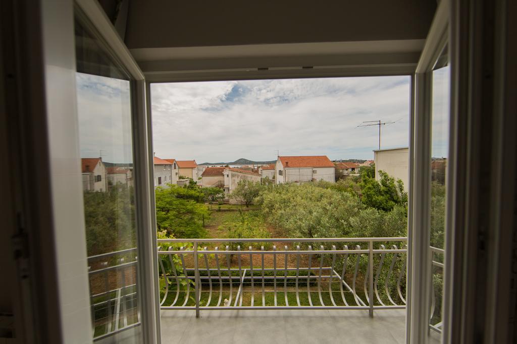 Apartment Udovicic Vodice Zimmer foto